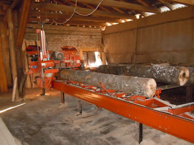 После семи лет эксплуатации станок Wood-Mizer LT20 практически в идеальном состоянии - сказывается регулярное техобслуживание