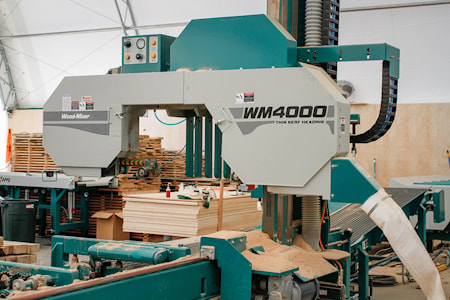 Ленточнопильный станок WM4000 - новейший в спектре промышленного оборудования Wood-Mizer
