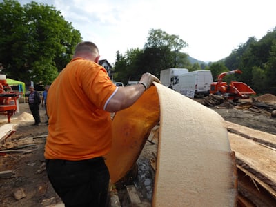 Точность пиления на станках Wood-Mizer настолько высока, что позволяет напилить материал толщиной в пару миллиметров