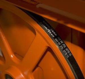 Ремни компании Goodyear вносят свой вклад в качество ленточнопильных станков Wood-Mizer  