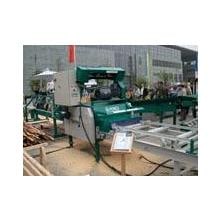 Подразделение AWMV в фирме Wood-Mizer вывело на рынок промышленный продольно-обрезной станок Edger Е430