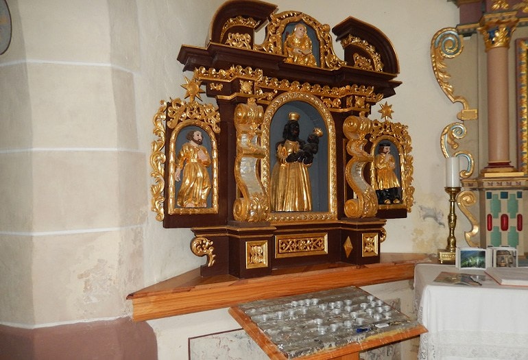 В церкви Святой Анны более 700 лет хранится скульптурный образ Черной Марии