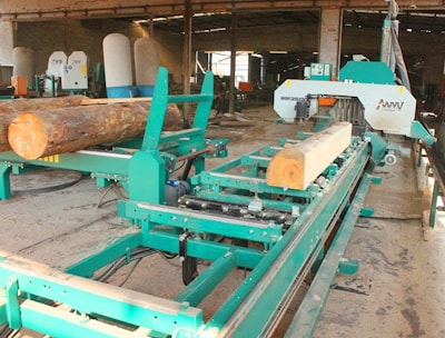 Деревообработка в Африке: модернизация лесопильного предприятия в два этапа  